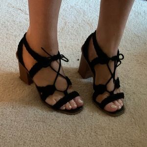 Steve Madden strappy sandal